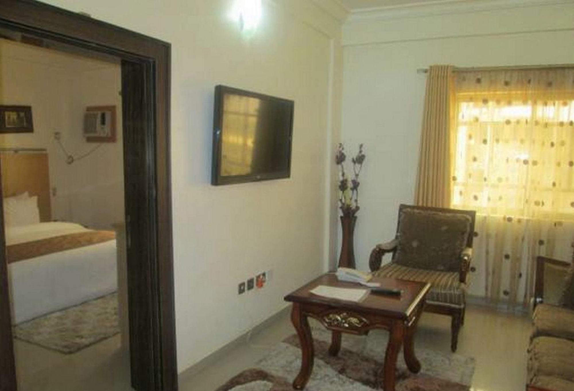 Room In Lodge - Ayalla Hotels And Suites Abuja Exterior photo