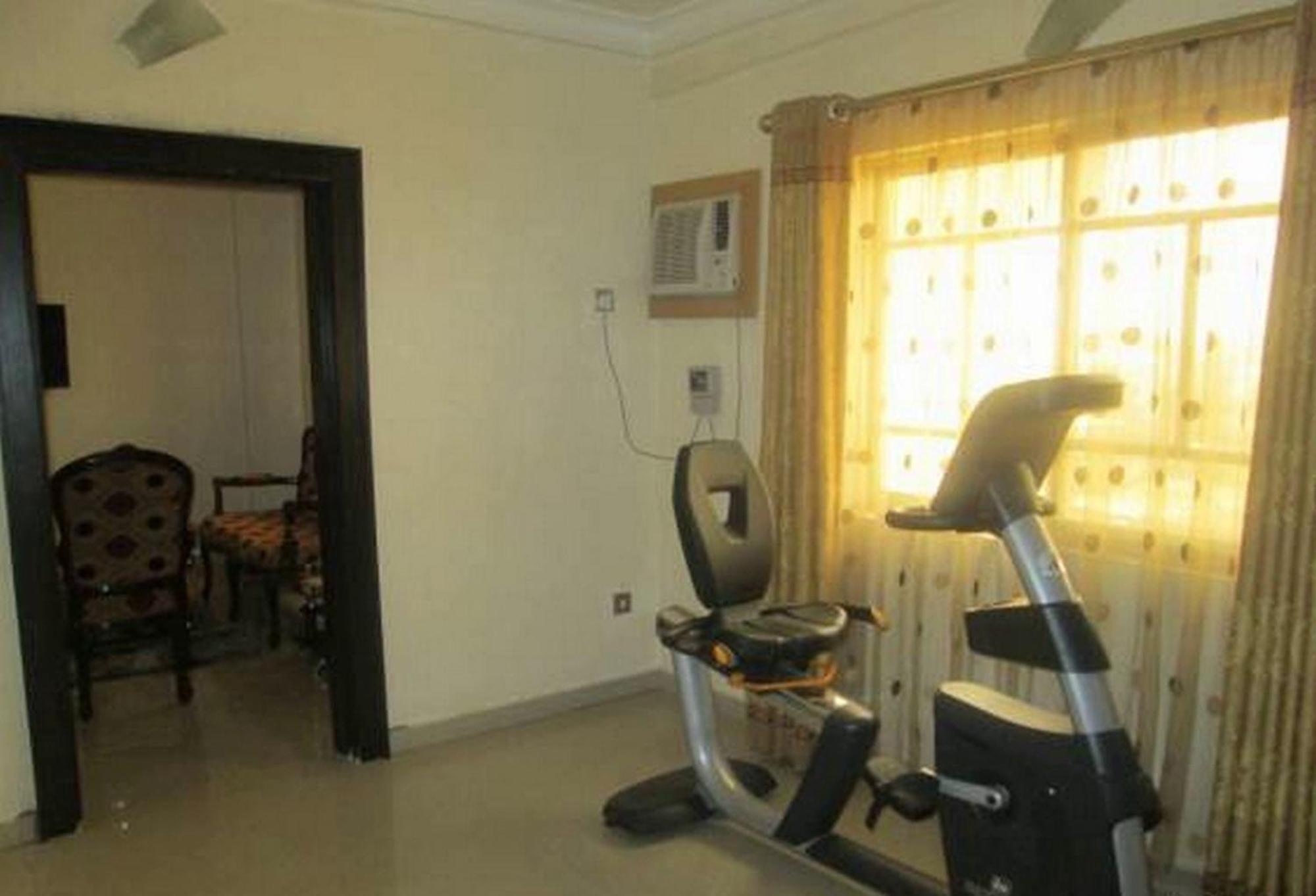 Room In Lodge - Ayalla Hotels And Suites Abuja Exterior photo